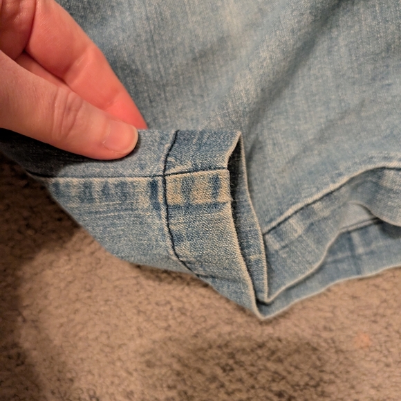 Women's Vintage White Stag Crop Denim Pants - Picture 8 of 12